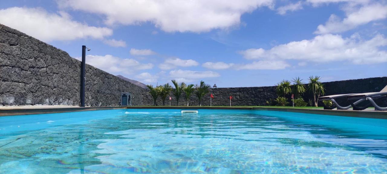 Villa Geneva - Relax Y Diversion Playa Blanca  Buitenkant foto