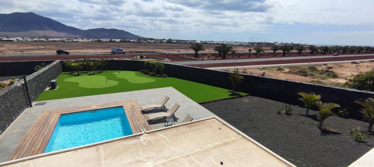 Villa Geneva - Relax Y Diversion Playa Blanca  Buitenkant foto